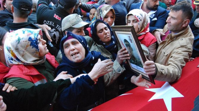 Şanlıurfa şehidini son yolculuguna uğurladı