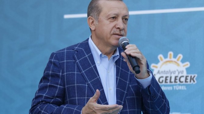 Cumhurbaşkanı "Malum zat sonra kuzu kuzu geldi"