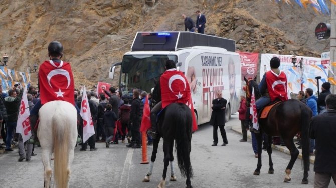 Şehit kaymakamın faillerinin yakalandığı baba ocağında açıklandı