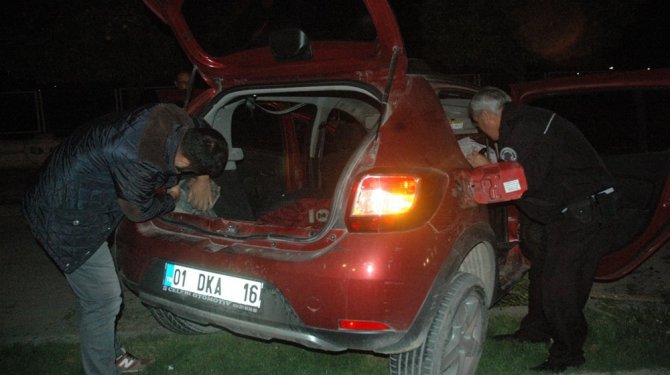 Ehliyetsiz sürücü trafikte dehşet saçtı