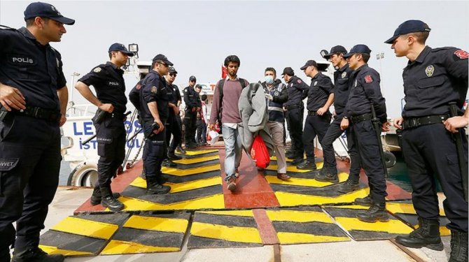 18 sığınmacı Yunanistan'dan Türkiye'ye geri gönderildi