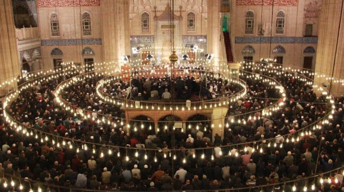 Regaip Kandili yurdun dört bir yanında manevi coşkuyla yaşandı