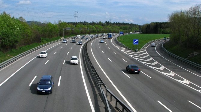 Avusturya ile Almanya arasında yol ücreti krizi