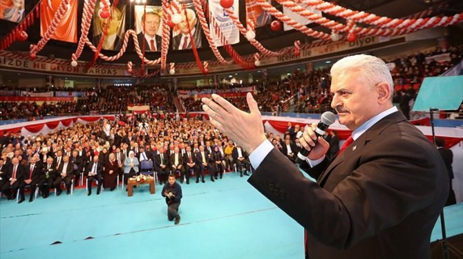 Başbakan Yıldırım: Yargı sadece bağımsız olmaz tarafsız da olmalı diyoruz