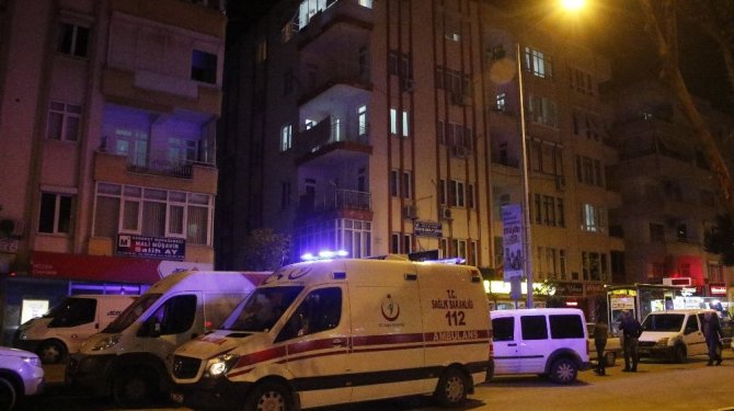 Alacak-verecek kavgası kanlı bitti: 1 ölü, 1 yaralı