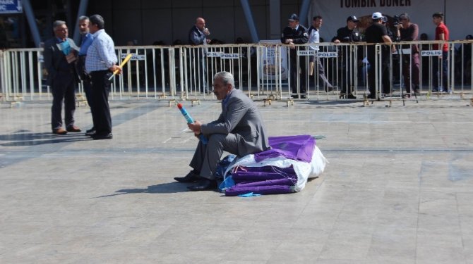 HDP’nin ‘Hayır’ mitingi ilgi görmedi