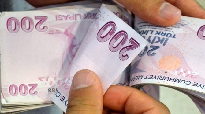 Bakan açıkladı: Piyasaya 3 milyar lira sıcak para girdi