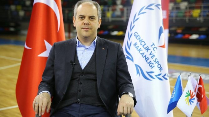 CHP Milletvekili Hüsnü Bozkurt’u istifaya davet etti