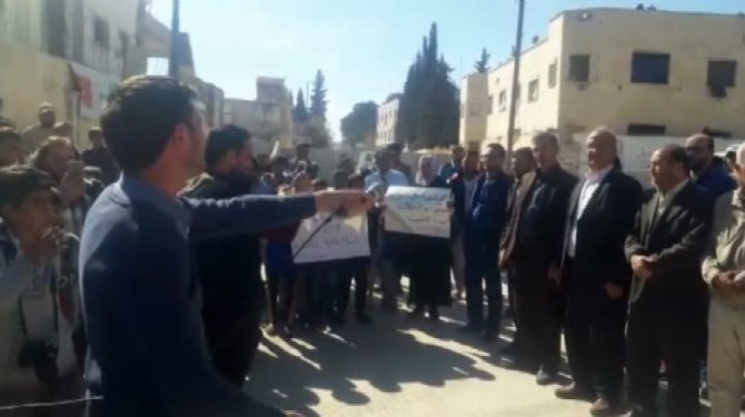 İdlib’teki katliam Suriye’de protesto edildi