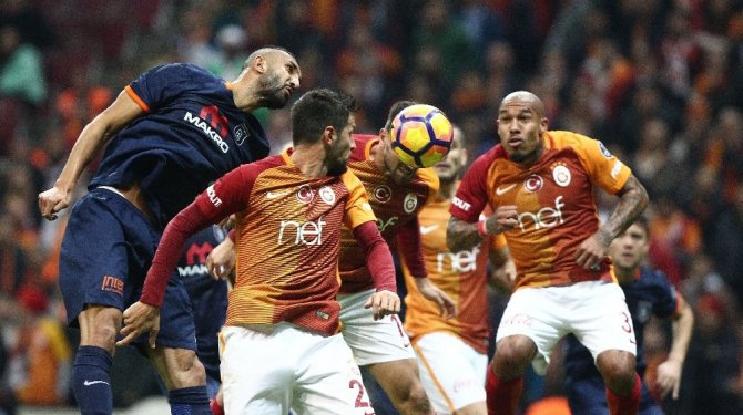 Başakşehir Galatasaray'ı konuk edecek