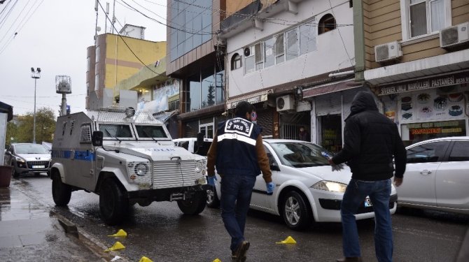 Gece kulübüne pompalı tüfekle saldırı