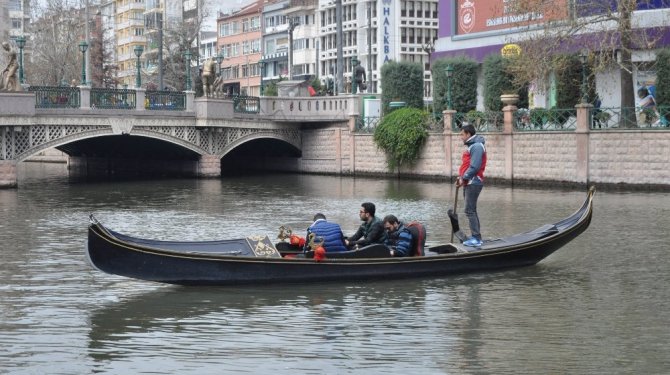 Burası Venedik değil Eskişehir!
