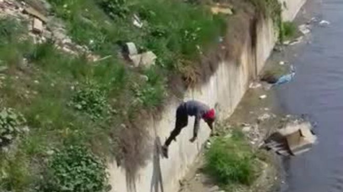 Uyuşturucunun etkisiyle metrelerce yüksekten dereye düştü