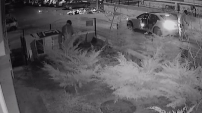 MASKELİ VE SİLAHLI 5 HIRSIZ HOROZ PEŞİNE DÜŞTÜ