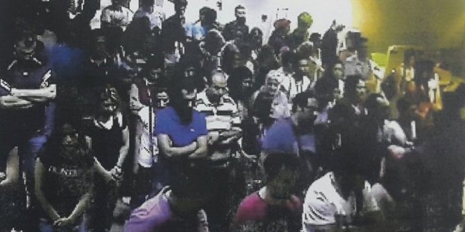 DARBE BİLDİRİSİNİN OKUNMASI GÖRÜNTÜLERİ İDDİANAMEDE