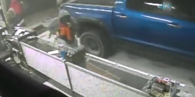 BÖYLE SOYGUN GÖRÜLMEDİ!