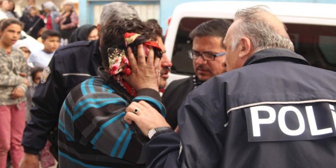 ARKADAŞLARIN KAVGASINA AİLELER KARIŞTI: 2 YARALI