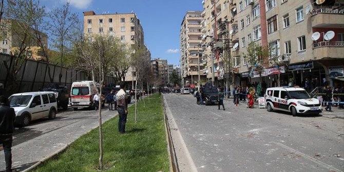 DİYARBAKIRLI SALDIRIYA TEPKİ GÖSTERDİ