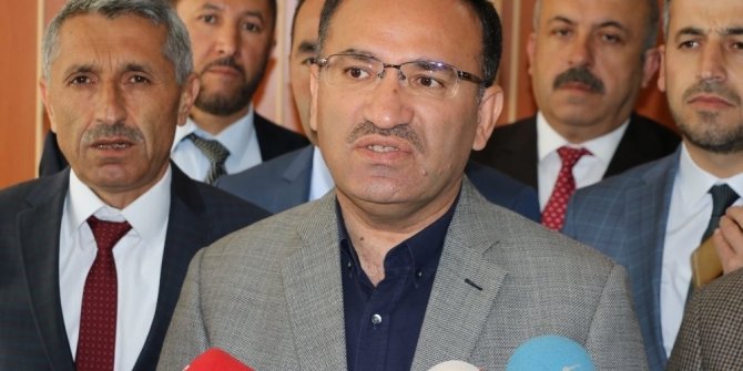 BOZDAĞ’DAN ’AFİŞ KESEN KARGA’ AÇIKLAMASI