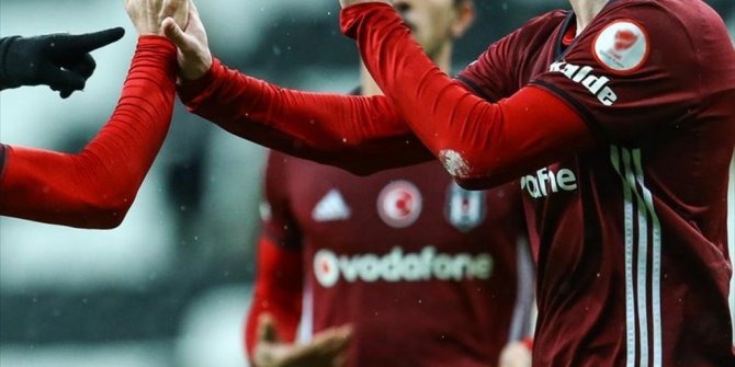 BEŞİKTAŞ, OLYMPİQUE LYON KARŞISINDA 'BORDO FORMA'YLA OYNAYACAK