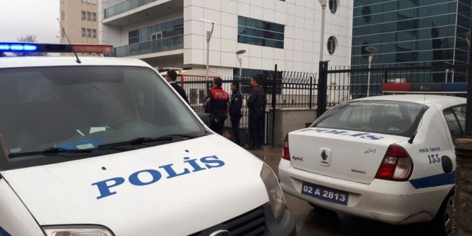 CİNSEL İSTİSMAR VE TEHDİT OLAYINA 4 TUTUKLAMA