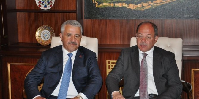 BAKAN AKDAĞ'DAN O İLE ŞEHİR HASTANESİ MÜJDESİ