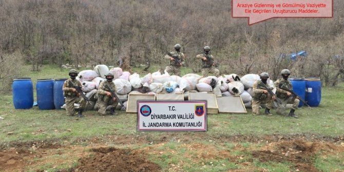 DİYARBAKIR'DA TAŞ ÜSTÜNDE TAŞ KALMADI