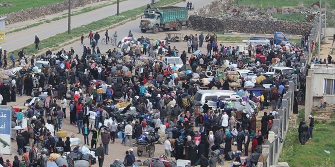 BİNLERCE SİVİL VE ASKERİ UNSURUN ÇIKIŞI BAŞLADI