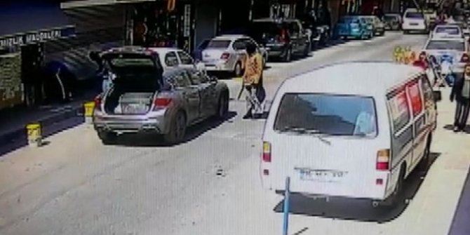 ETEKLİ SOYGUNCULAR KAMERADA