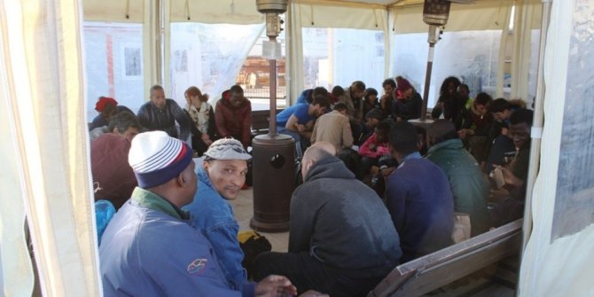 43 GÖÇMEN SAHİL GÜVENLİK'TEN KAÇAMADI