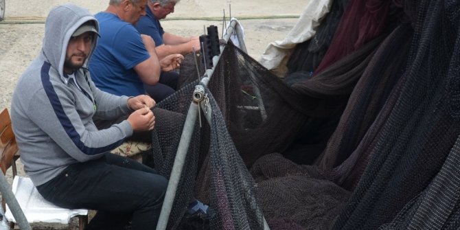 DENİZLERDE AV YASAĞI BAŞLADI