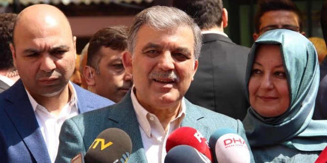ABDULLAH GÜL’E ’OYUNUN RENGİ’ SORULDU
