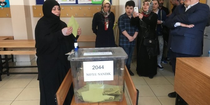 15 TEMMUZ’UN KADIN KAHRAMANI OYUNU KULLANDI