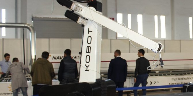 SANAYİDE ‘YERLİ VE MİLLİ ROBOT’ DÖNEMİ
