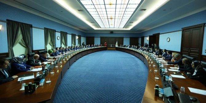 AK PARTİ MYK VE MKYK REFERANDUMDAN SONRA İLK KEZ TOPLANIYOR