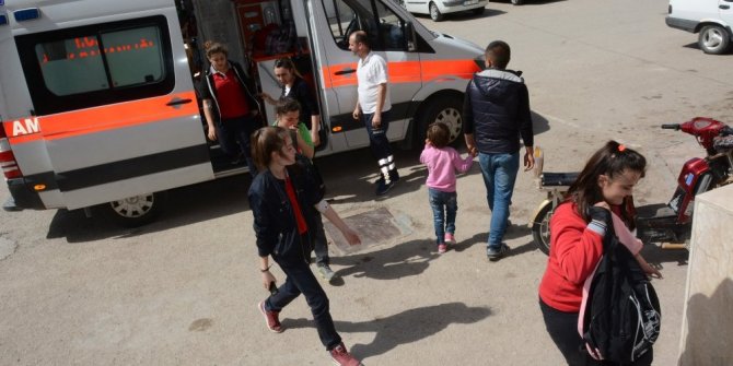 11 ÖĞRENCİ ZEHİRLENDİ!