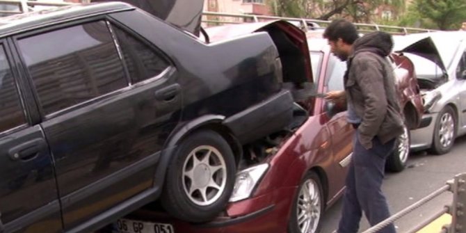 ANKARA’DA ZİNCİRLEME KAZA