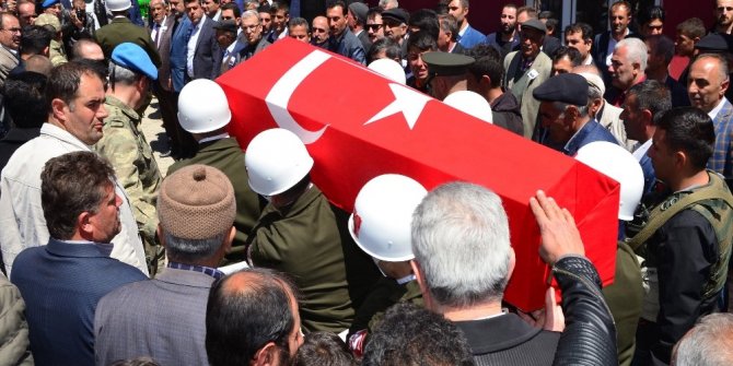 ŞEHİT UZMAN ÇAVUŞ SON YOLCULUĞUNA UĞURLANDI