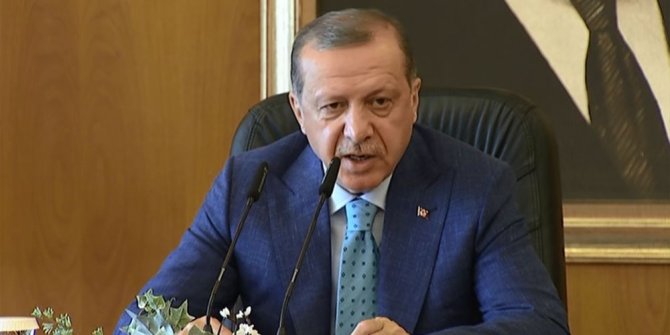 "ABD BAYRAĞININ YPG PAÇAVRASIYLA..."