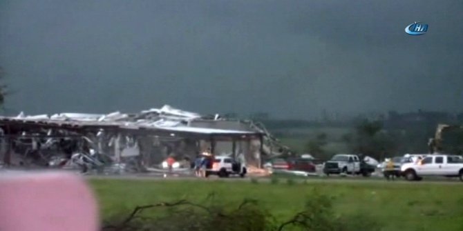 TEKSAS’I HORTUM VURDU: 5 ÖLÜ, 50 YARALI