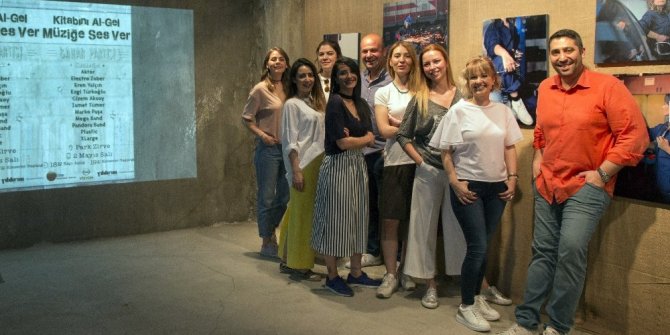 BU KONSERE KİTAPSIZ GİRİLEMEYECEK