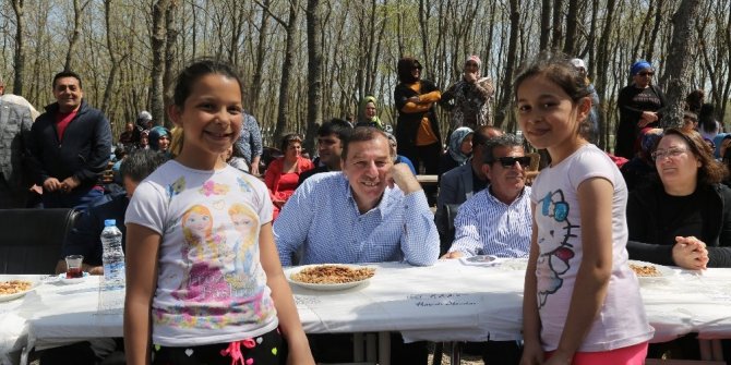 KADIN İŞÇİLER PİKNİKTE BİR ARAYA GELDİ