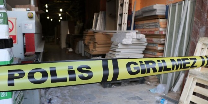 16 YAŞINDAKİ İŞÇİ ASANSÖRDE SIKIŞARAK HAYATINI KAYBETTİ