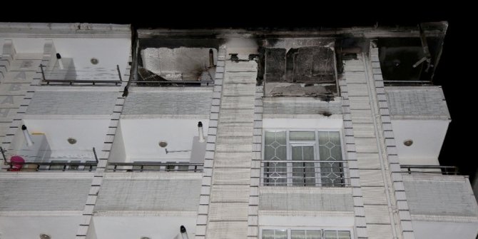 APARTMAN DAİRESİNDE PATLAMA: 3 YARALI