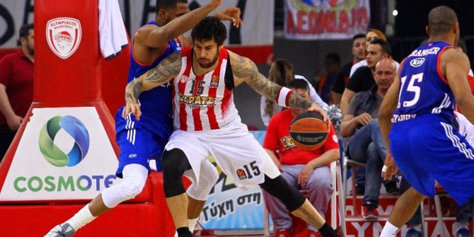 ANADOLU EFES, FİNAL-FOUR BİLETİNİ ALAMADI