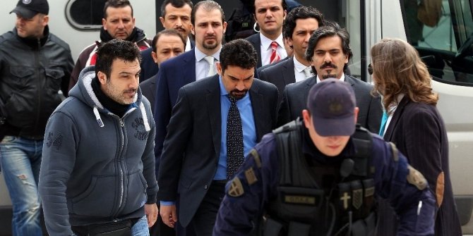 YUNANİSTAN DARBECİLERE BİR KEZ DAHA SAHİP ÇIKTI