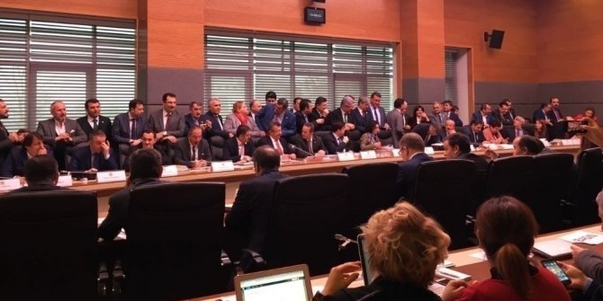 TBMM ANAYASA VE ADALET KARMA KOMİSYONU TOPLANDI