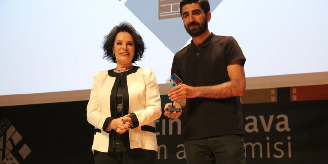 3. ALTIN BAKLAVA FİLM FESTİVALİ’NDE ÖDÜLLER SAHİPLERİNİ BULDU
