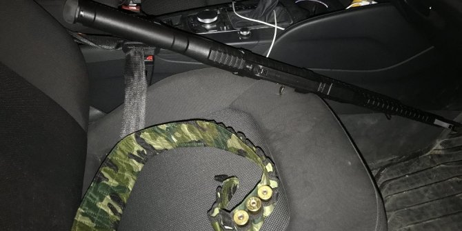 ÇOCUKLAR BALKONDAN YARDIM İSTEDİ, POLİS SEFERBER OLDU