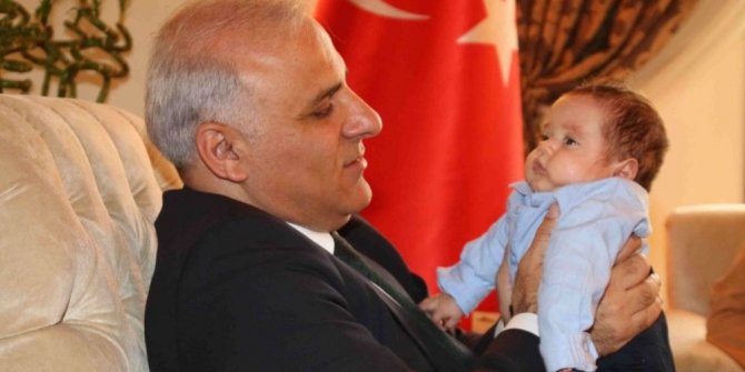 ŞEHİT ÇOCUĞUNA BAKMADIĞI İDDİA EDİLEN DOKTORA SORUŞTURMA